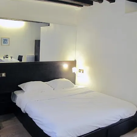 Studio St Germain Terrasse Appartamento *